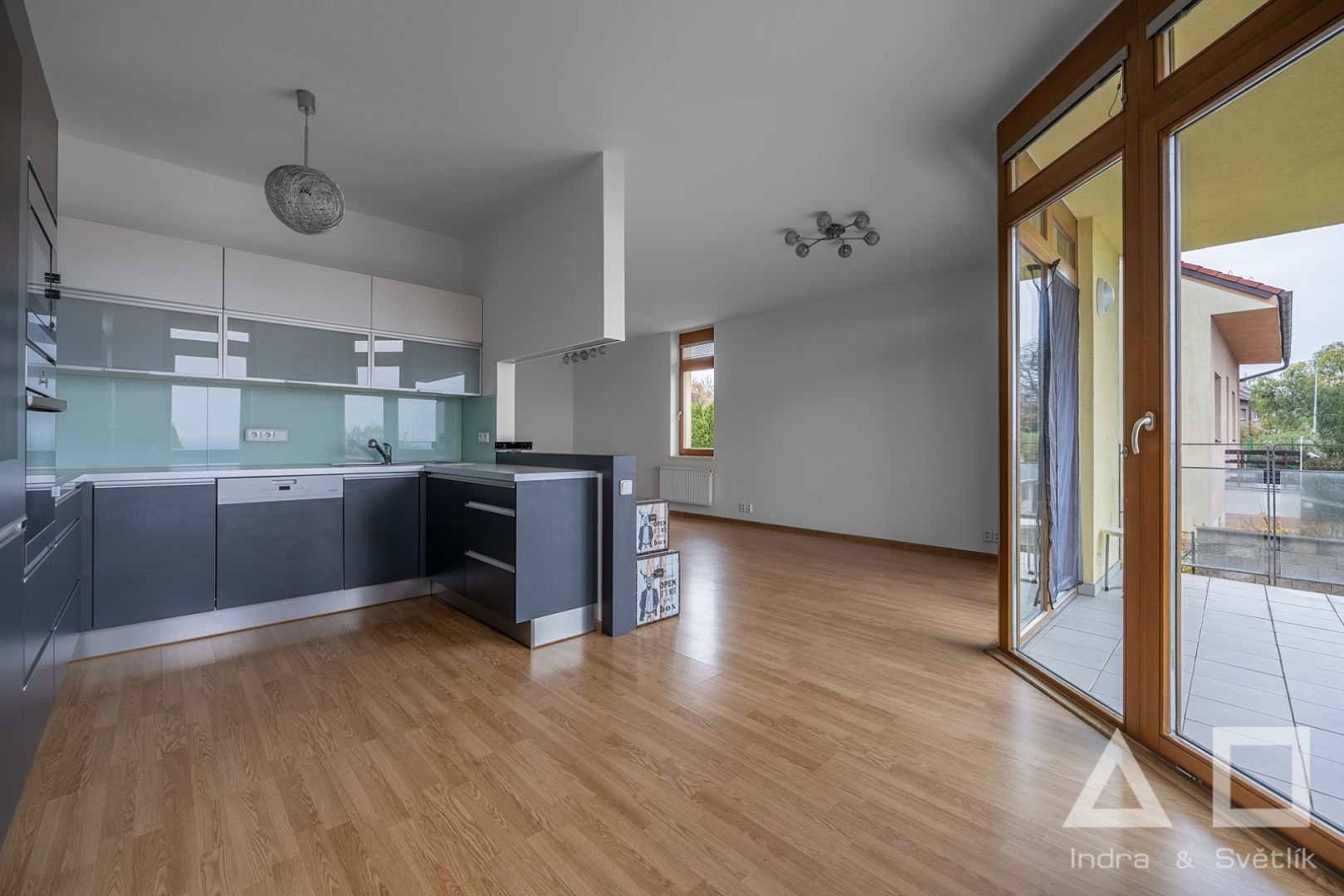 Pronájem bytu, 3+kk, 107 m2