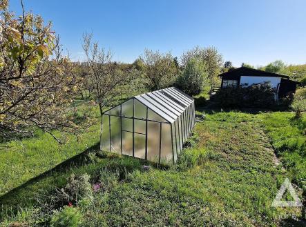 Prodej - pozemek, zahrada, 425 m²