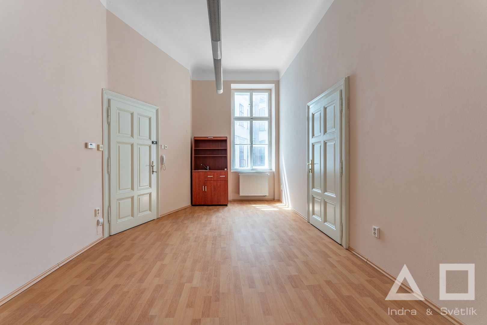Pronájem  -  kanceláře, 36 m2