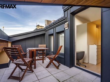 cinzovni-dum-kv-centrum-ap-8-119.jpg | Prodej - nájemní dům, 635 m²