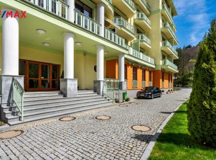 slunecni-lazne-vip-101.jpg | Prodej bytu, 4+1, 270 m²