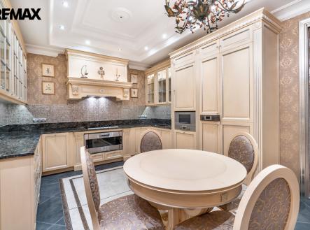 byt-slunecni-lazne-242.jpg | Prodej bytu, 5+1, 253 m²