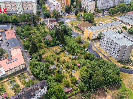 Prodej - pozemek pro bydlení, 1 700 m²