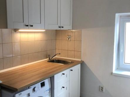 kuchyn-pracka.jpg | Prodej bytu, atypický, 90 m²