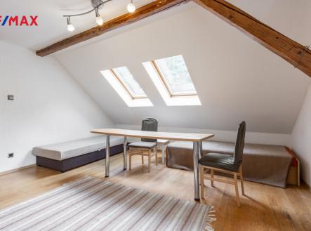 216a0009-hdr.jpg | Prodej - dům/vila, 278 m²