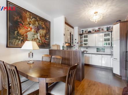 stresni-ap-jaltska-kv-122.jpg | Prodej bytu, 3+kk, 96 m²