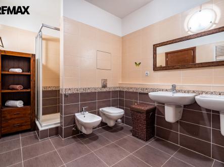 stresni-ap-jaltska-kv-109.jpg | Prodej bytu, 3+kk, 96 m²