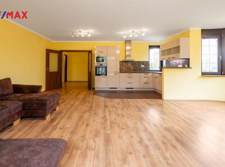 216a4464-hdr-edit.jpg | Prodej - dům/vila, 205 m²