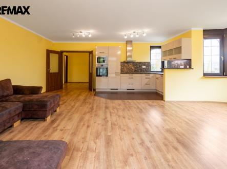 216a4464-hdr-edit.jpg | Prodej - dům/vila, 205 m²