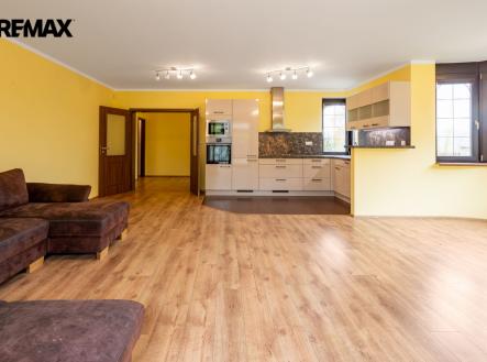 216a4464-hdr-edit.jpg | Prodej - dům/vila, 205 m²