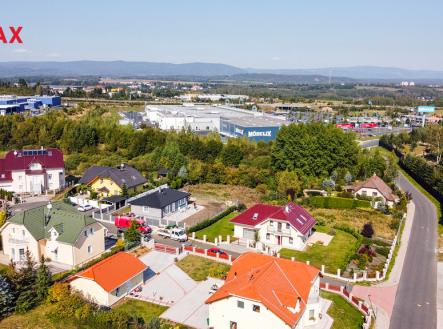 jenisov-100-1.jpg | Prodej - pozemek pro bydlení, 1 058 m²
