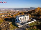 Prodej - dům/vila, 483 m²
