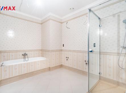 byt-2-409.jpg | Prodej bytu, 4+kk, 392 m²