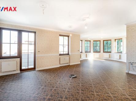 byt-1-211.jpg | Prodej bytu, 3+kk, 131 m²