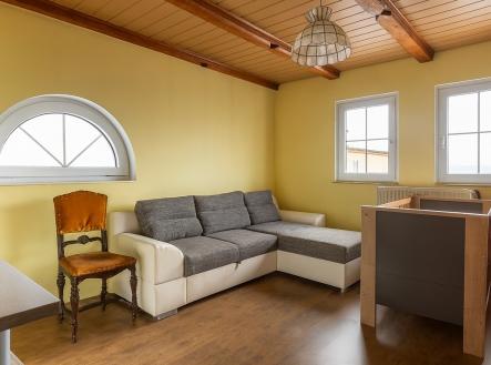 b85f35f5-231b-4468-9c36-264bc0fbcac2.jpeg | Prodej - dům/vila, 108 m²