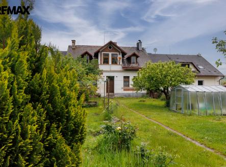 jarni-pohled.jpg | Prodej - dům/vila, 236 m²