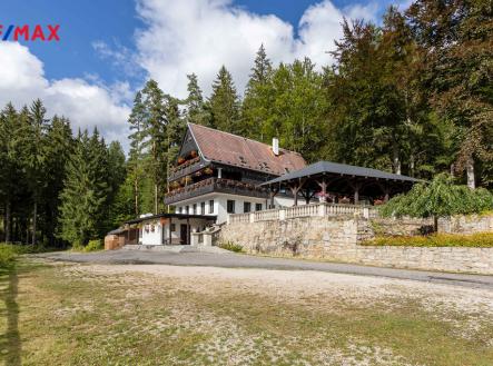 216a0236-hdr-edit.jpg | Prodej - dům/vila, 842 m²