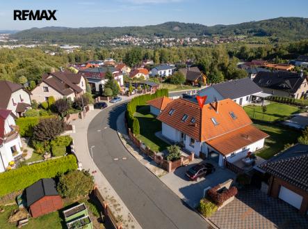 Prodej - dům/vila, 210 m² obrázek