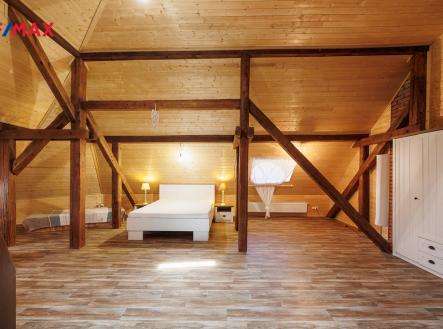 ok-250416-kn6-5051-hdr.jpg | Prodej - dům/vila, 688 m²