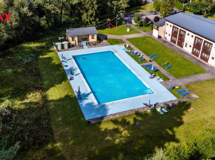 bazen-gejzir-101-1.jpg | Prodej - dům/vila, 157 m²