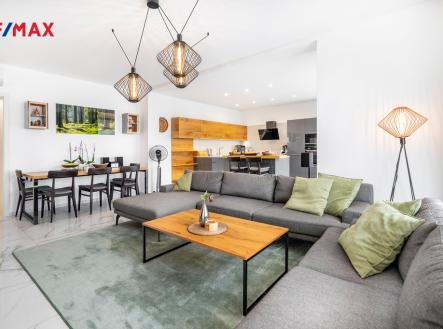 rt-0525-103.jpg | Prodej bytu, 4+kk, 138 m²