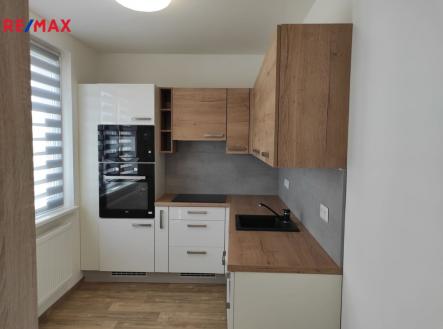 whatsapp-image-2022-06-19-at-20-08-35-2.jpeg | Pronájem bytu, 2+1, 50 m²