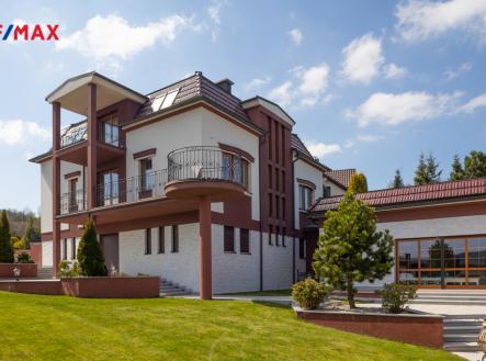 Prodej - dům/vila, 435 m² obrázek