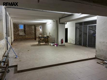 photo-2025-11-05-13-30-21-2.jpg | Prodej - skladovací prostor, 75 m²