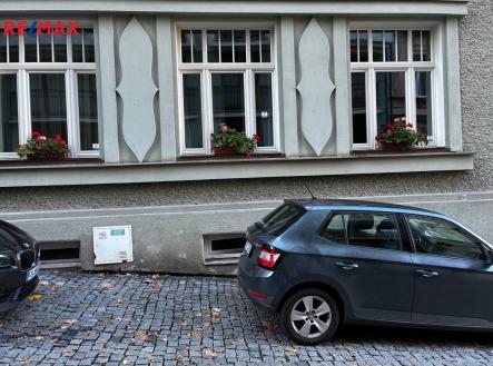 Pronájem - skladovací prostor, 75 m²