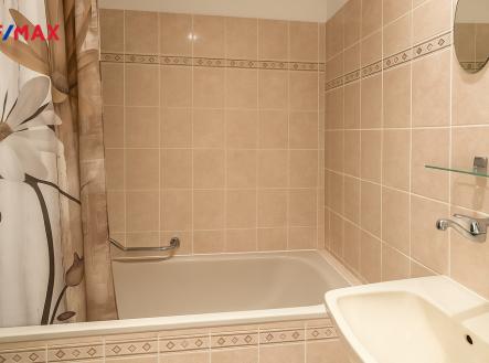 chatgpt-image-5.12.2025-18-21-48.png | Prodej bytu, 3+1, 101 m²