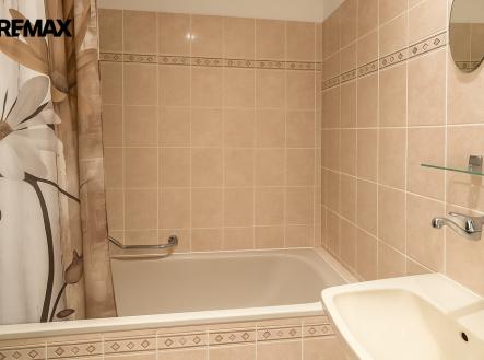 chatgpt-image-5.12.2025-18-21-48.png | Prodej bytu, 3+1, 101 m²