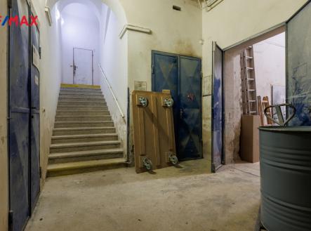 216a5855-hdr.jpg | Prodej - výrobní prostor, 1 766 m²