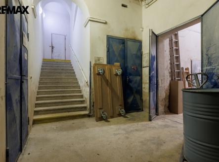 216a5855-hdr.jpg | Prodej - výrobní prostor, 1 766 m²