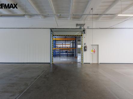 216a7030-hdr.jpg | Pronájem - výrobní prostor, 1 300 m²