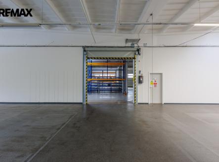 216a7030-hdr.jpg | Pronájem - výrobní prostor, 1 300 m²