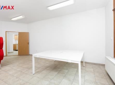 216a5158-edit.jpg | Pronájem - jiné, 53 m²