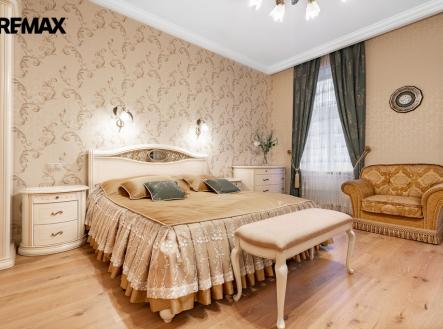 byt-kv-d-bechera-907-27-200.jpg | Prodej bytu, 3+1, 130 m²