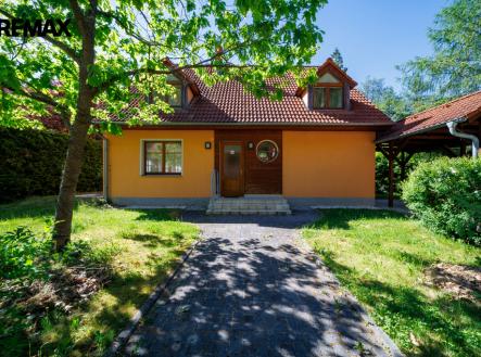 516a1975-hdr.jpg | Prodej - dům/vila, 137 m²