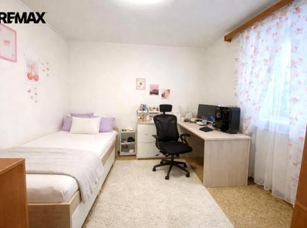 whatsapp-image-2026-02-20-at-13.14.43-2.jpeg | Prodej bytu, 3+1, 78 m²