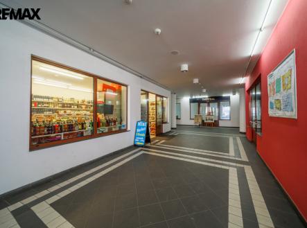 216a1785-hdr.jpg | Prodej - obchodní prostor, 52 m²