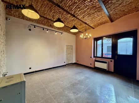 0b4822ff-2d4a-45a4-a8b2-c73d06683a73.jpeg | Pronájem - obchodní prostor, 42 m²