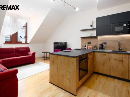 216a3392-edit-1.jpg | Prodej bytu, 5+kk, 193 m²