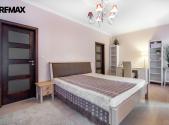 Prodej bytu, 4+kk, 171 m²