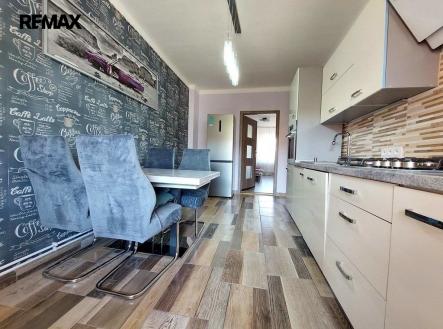 viber-image-2024-06-10-11-03-18-381.jpg | Prodej bytu, 1+1, 63 m²