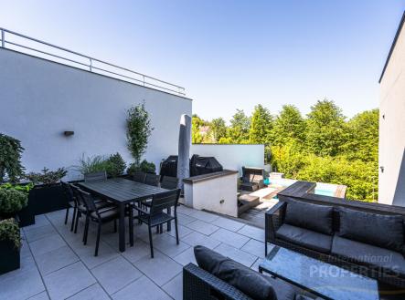 Prodej - dům/vila, 318 m²