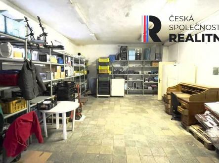 Prodej - komerční objekt, obchodní centrum, 300 m²