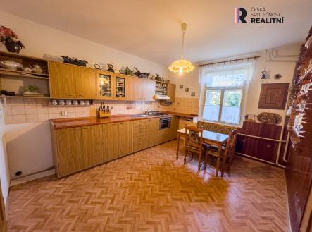 Prodej - dům/vila, 350 m²