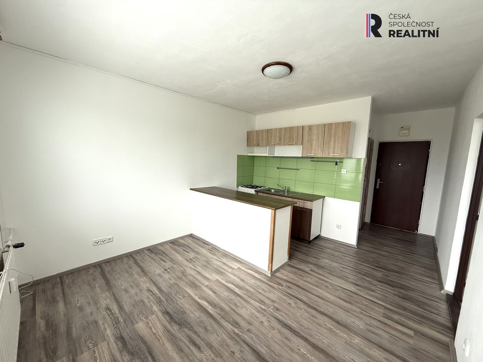 Podnájem bytu 1+1 po částečné rekonstrukci, Sokolov – Švabinského 1728