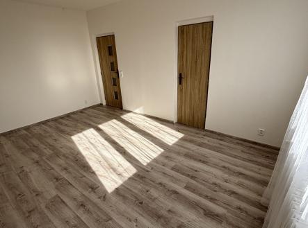 Pronájem bytu, 2+1, 53 m²