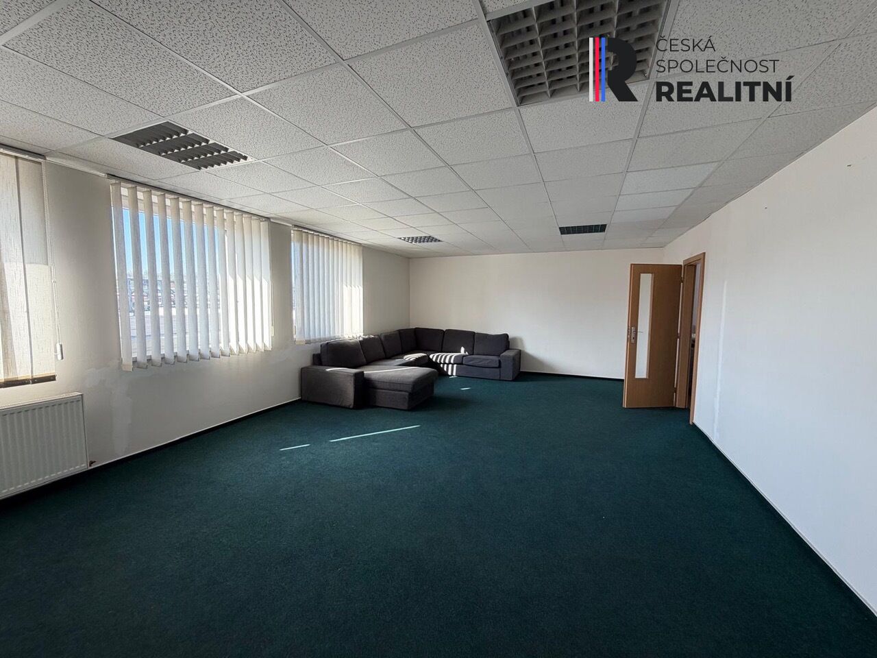 Pronájem výrobních / skladovacích prostor 5000m² – Dolní Rychnov